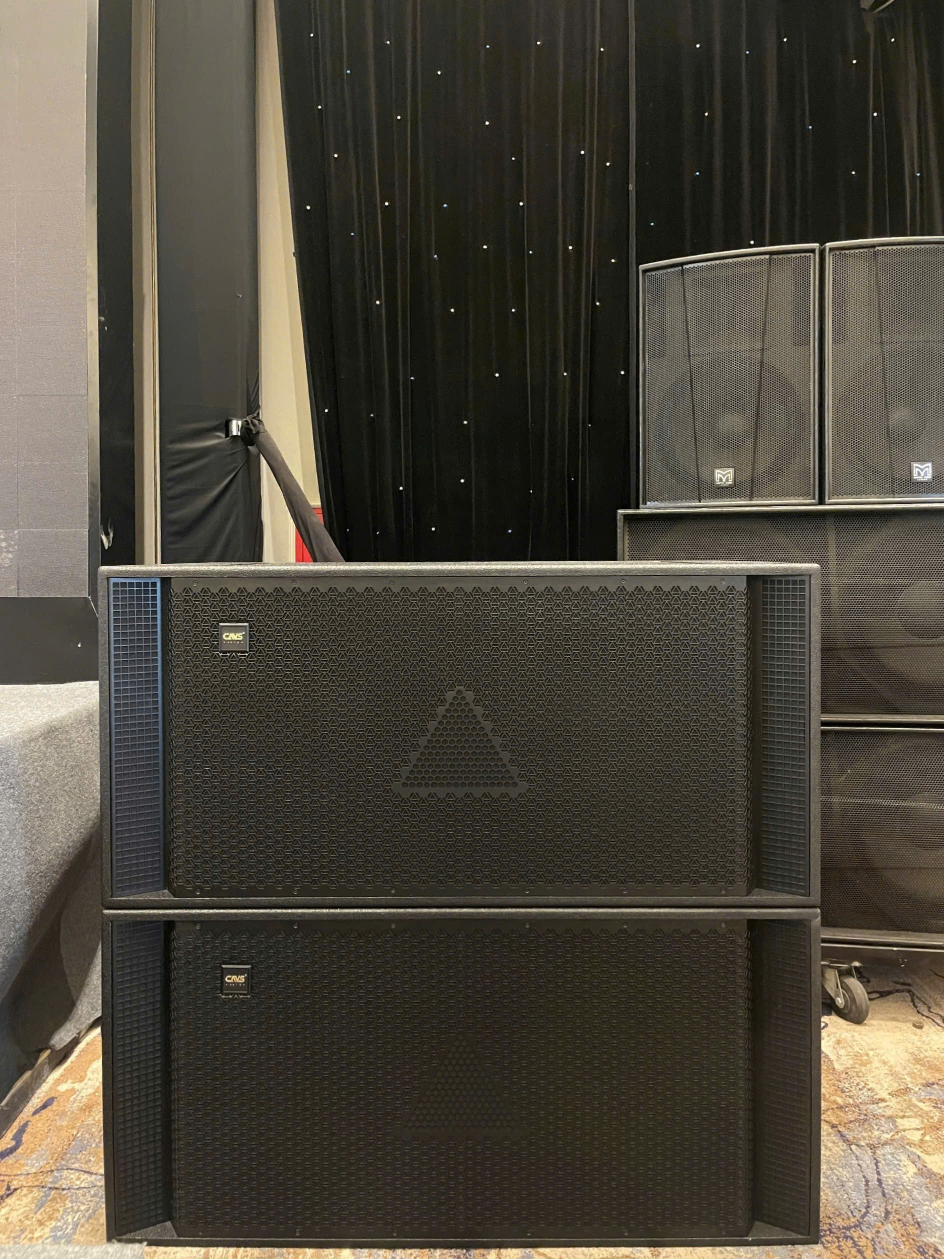 Hệ thống loa sub công suất lớn Hệ thống loa sub công suất lớn