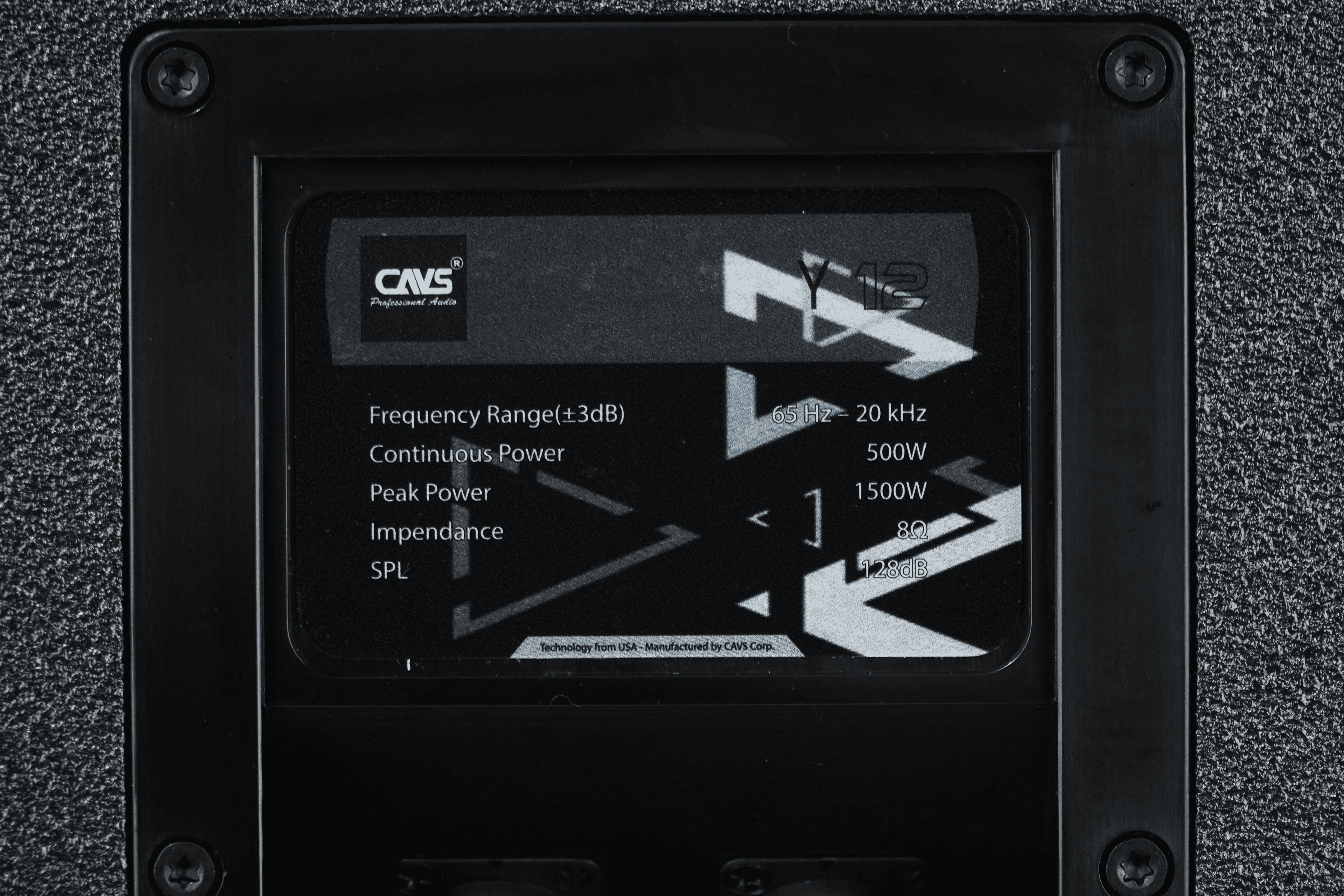 Công suất mạnh mẽ 1500W Peak – vận hành bền bỉ Công suất mạnh mẽ 1500W Peak – vận hành bền bỉ